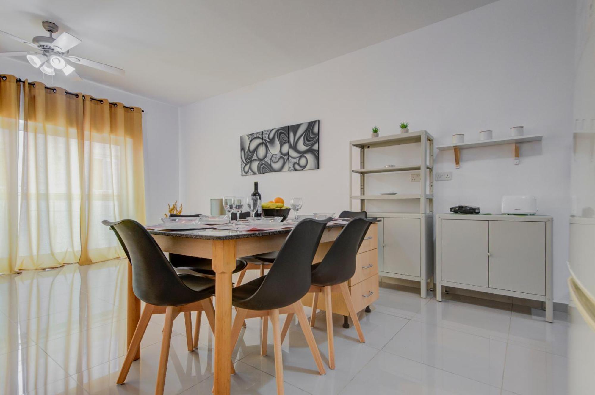 Cityscape And Penthouses By Shortletsmalta Gzira