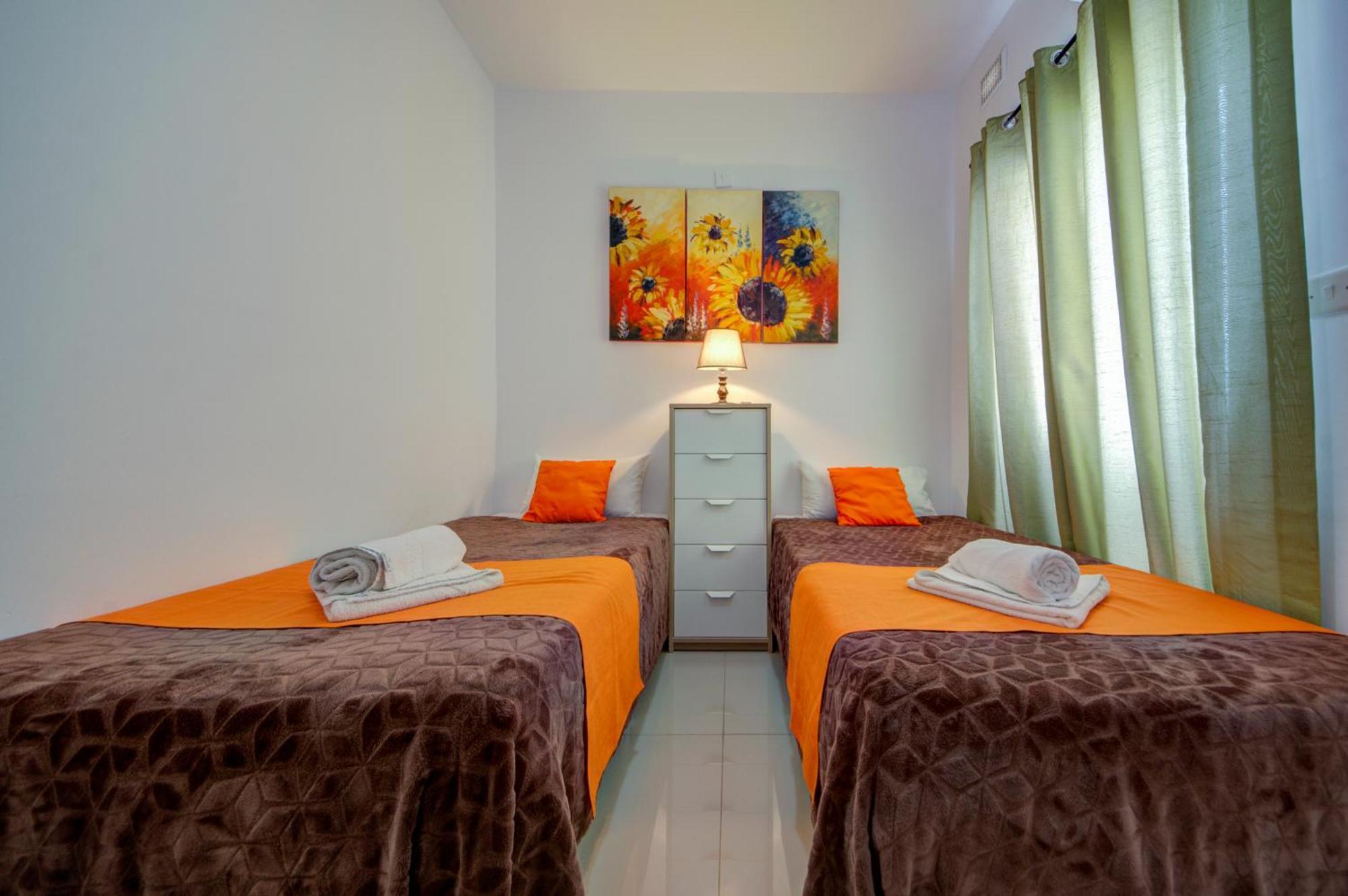 Cityscape And Penthouses By Shortletsmalta Gzira